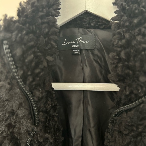 Love Tree Faux Fur Jacket (Black Teddy) - Picture 3 of 3